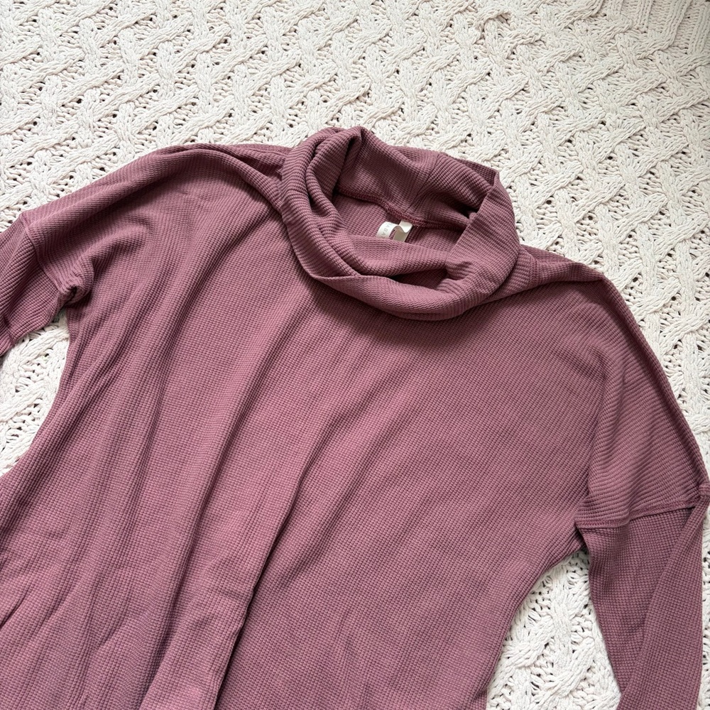 Babaton Mauve Cowl Neck Top - Aritzia Waffle Knit - Size Large - Picture 5 of 7